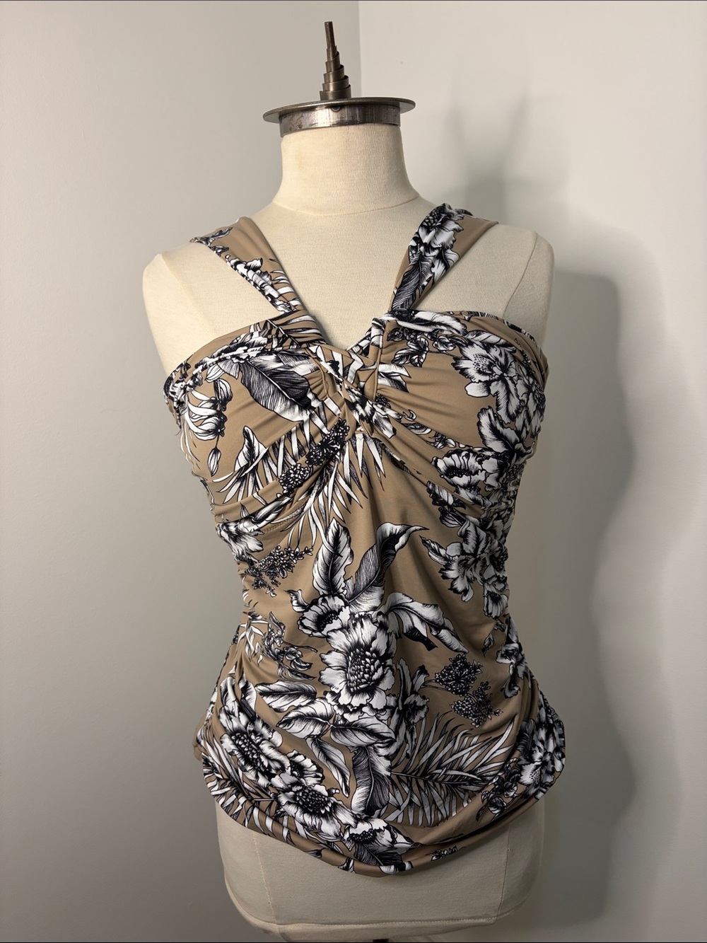 Twisted Front Floral Tank Top - Beige/Black
